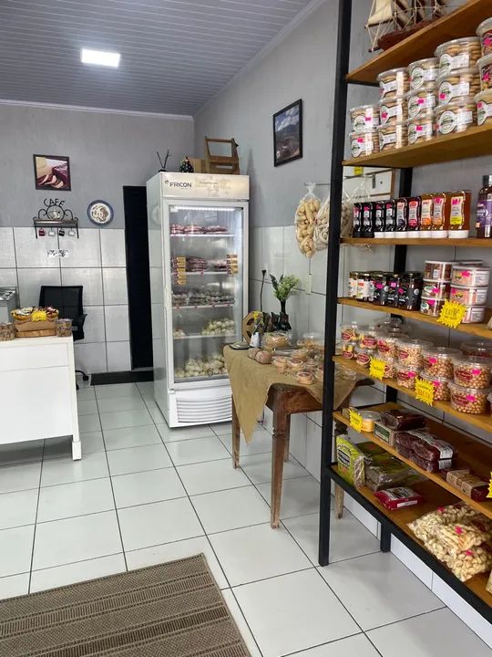 Comércio de queijo Canastra.