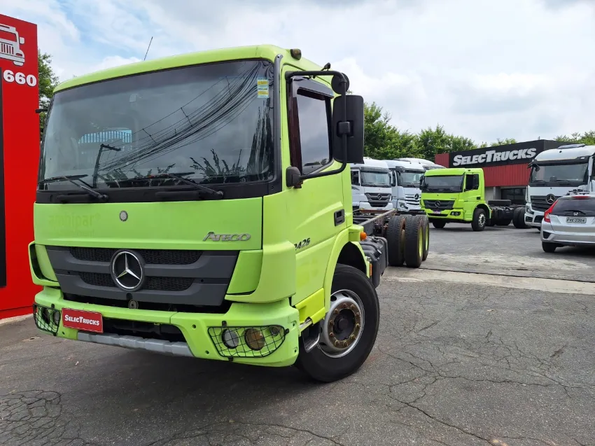 Mercedes Benz Atego 2426 6x2 19/20 chassi Selectrucks.