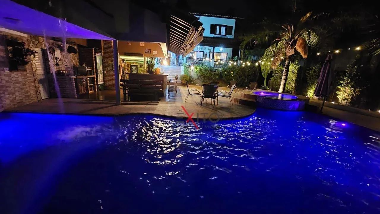 Casa com 4 dormitórios à venda, 800 m² por R$ 3.500.000,00 - Loteamento Capital Ville - Ju