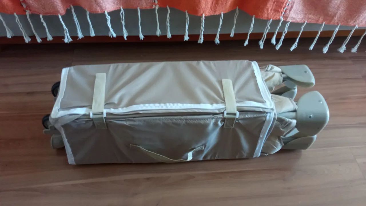 Berço Portátil Safety 1st Mini Play Desmontável - Foto 3