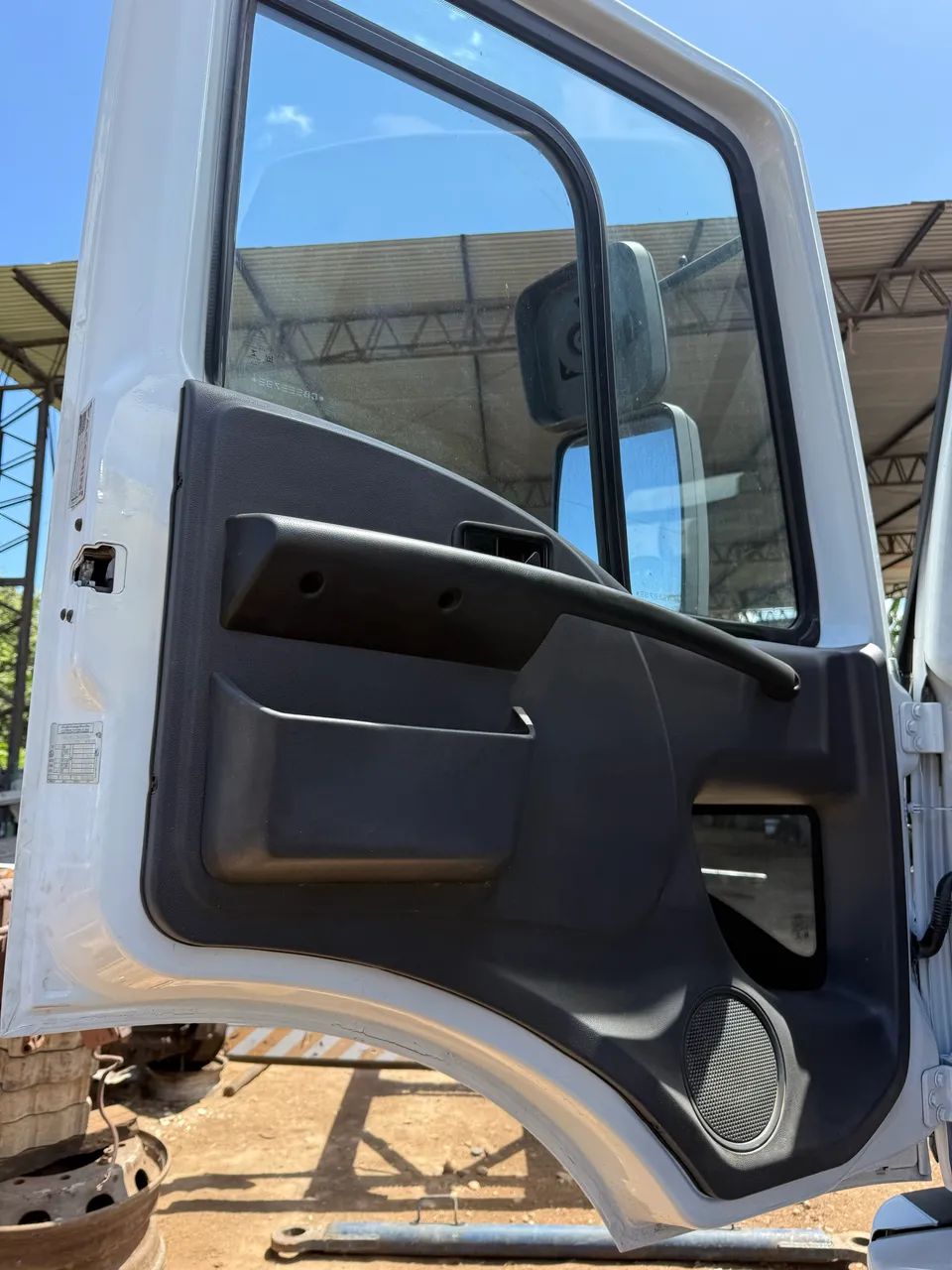 Limpa Fossa Ford Cargo 1319 2016 vácuo  - Foto 7