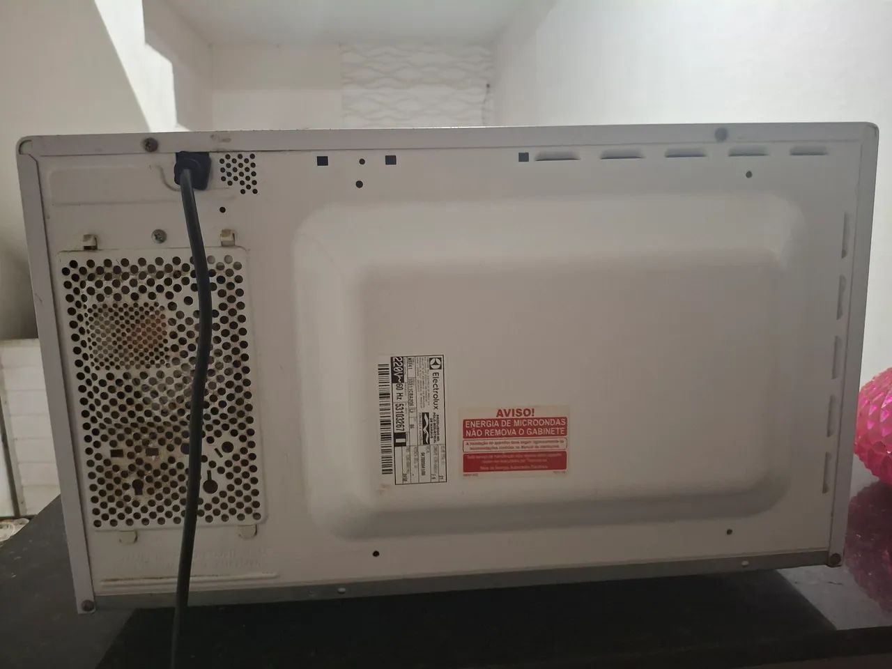 Micro-ondas Eletrolux em ótimo estado - Foto 2