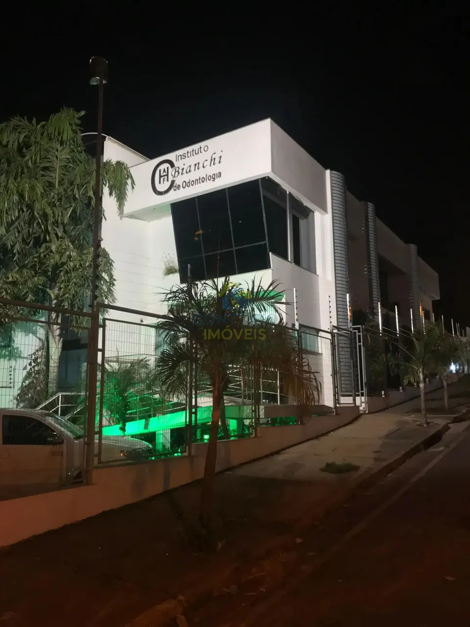 Aluga-se Sala Comercial , pronta para Odontologia codigo: 126963