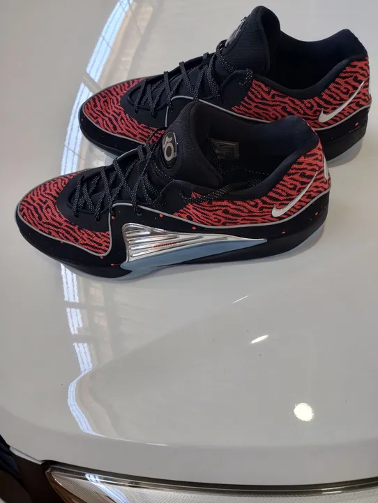 Tênis Nike KD - Tamanho 18 us