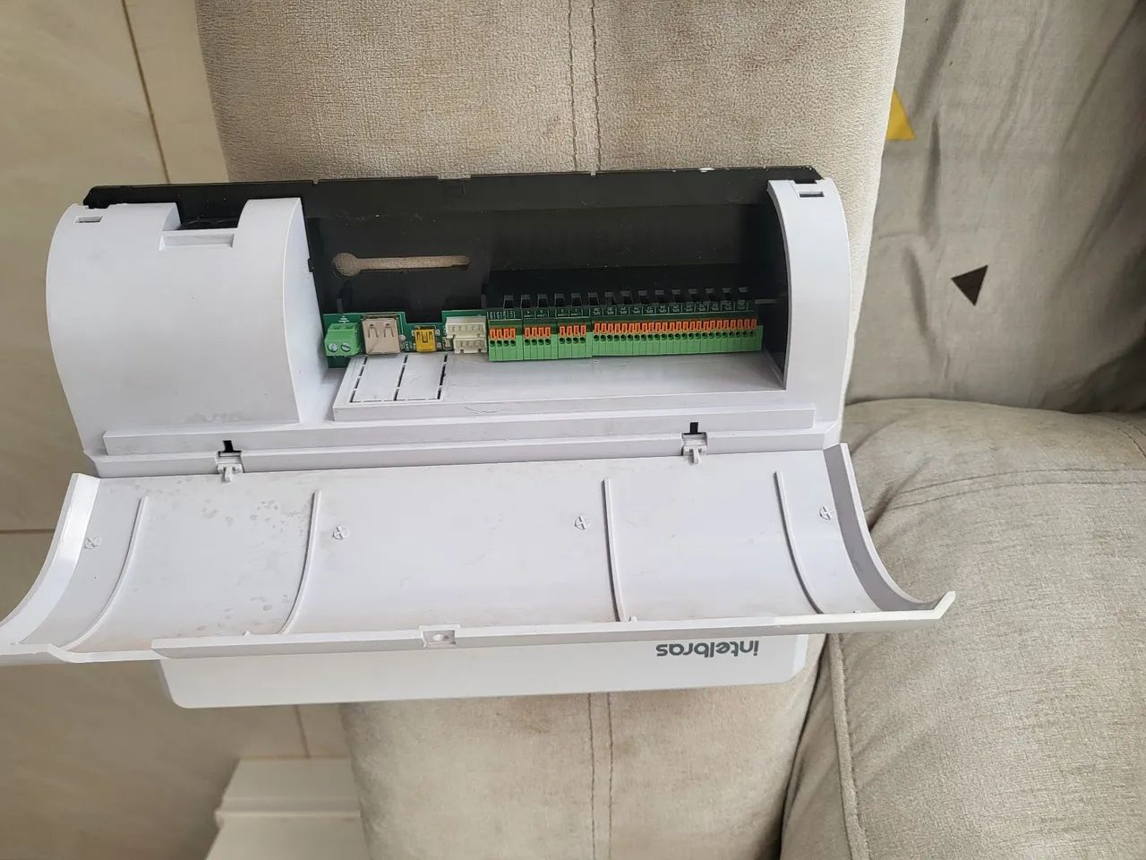 Central de comunicação Intelbras Modulare+ - Foto 2