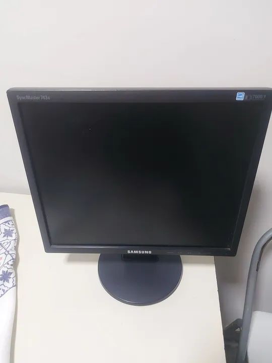 Monitor Samsung Syncmaster 743n 17 polegadas 