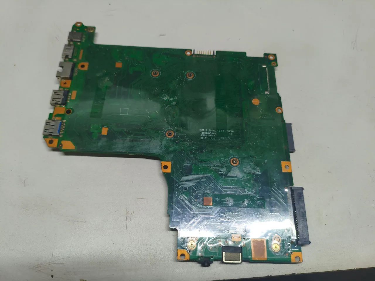 Placa Mäe Positivo Xr3000 71r-h14bt4-t830