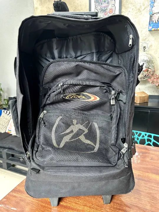 Mala de Rodinha FICO com alça de mochila!!! Super Resistente