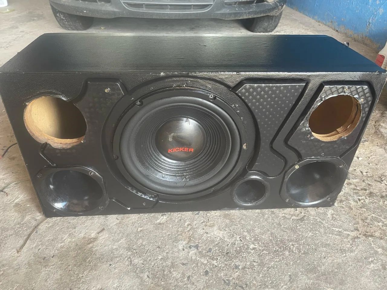 Caixa de Som Automotiva