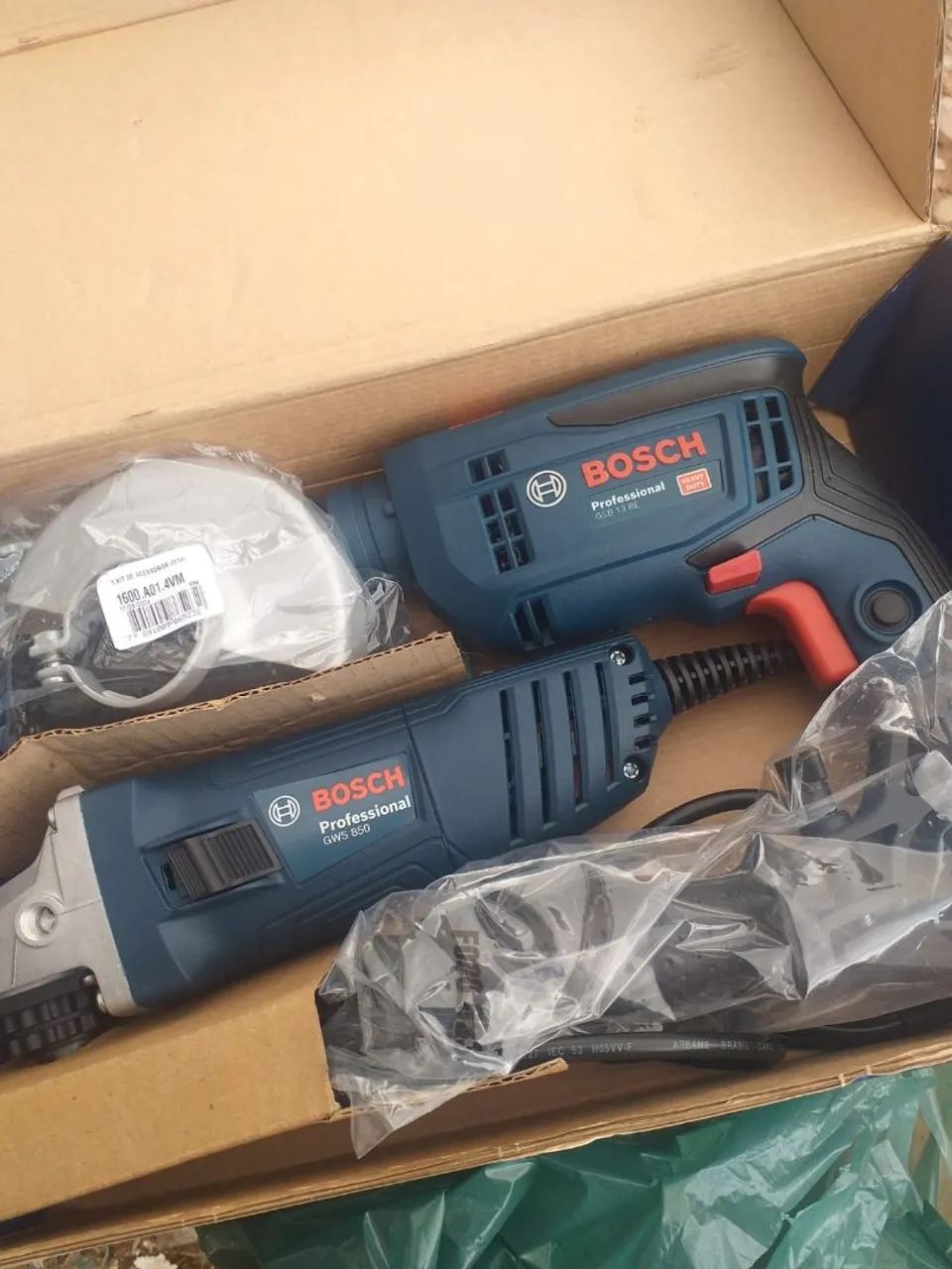 Kit Bosch GSB 13 RE e GWS 850 - Profissional - Foto 4