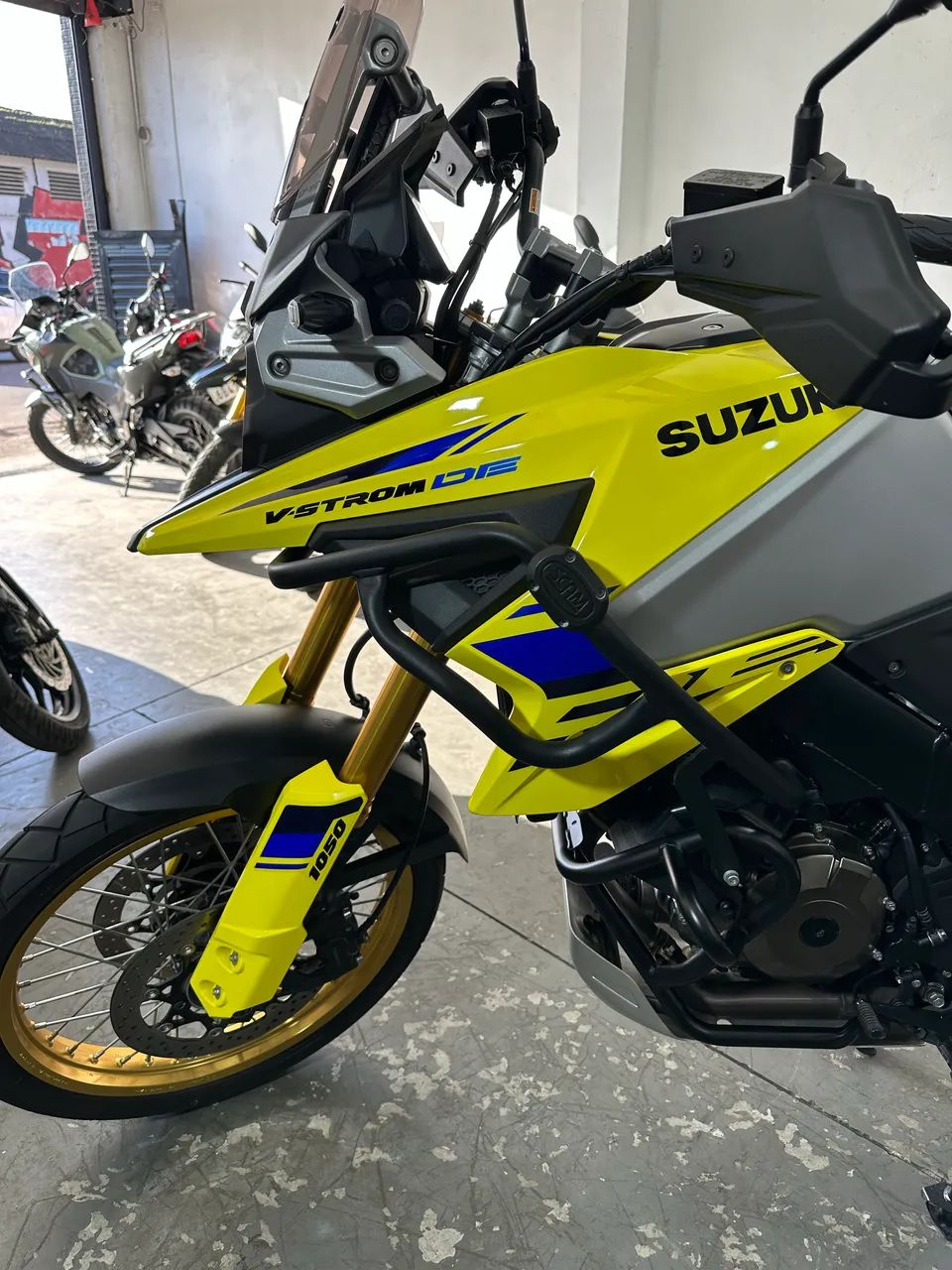 VSTROM 1050 24/25 já emplacada e transferida 2025 - Foto 5