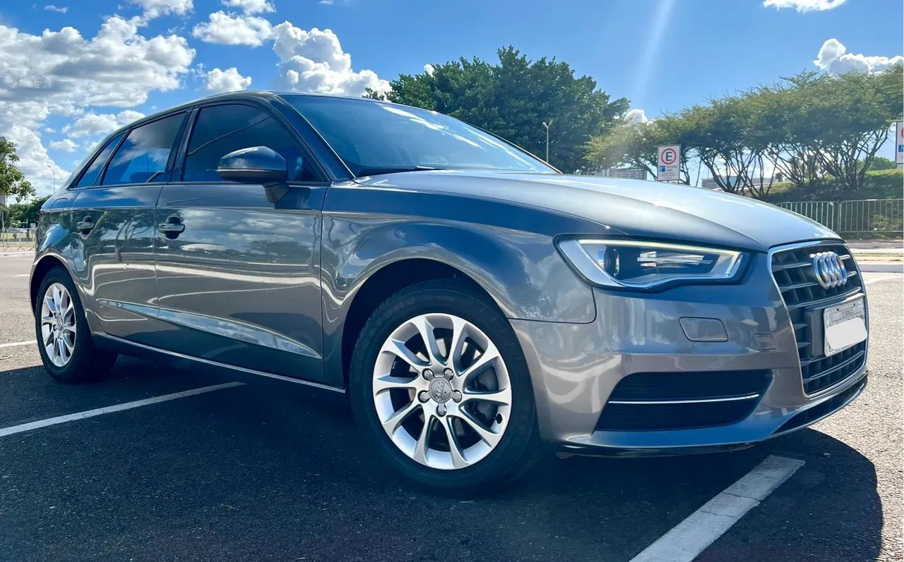 Audi A3 1.4 TFSI Sportback, 2016, pneus novos, revisado e todo original. Raridade!