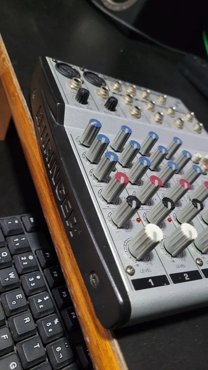 mesa de som Eurorack UB802 - Aceito Oferta - Foto 2