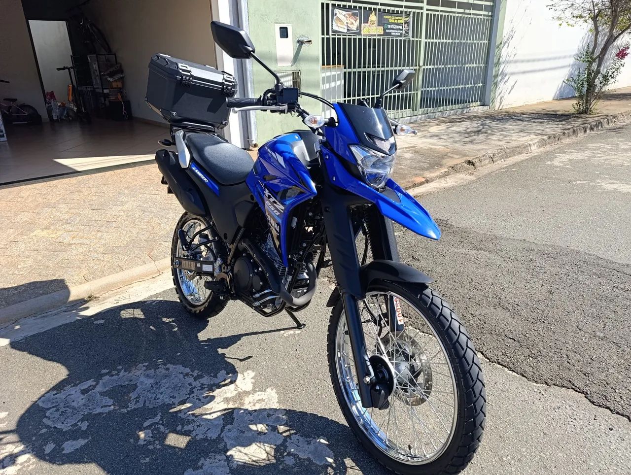 Vendo Lander 24/24 baixo km - Foto 4