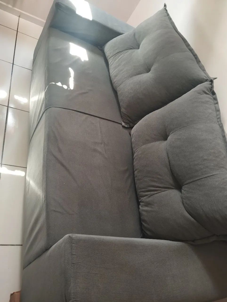 Jogo de sofá dis e três lugares  - Foto 2