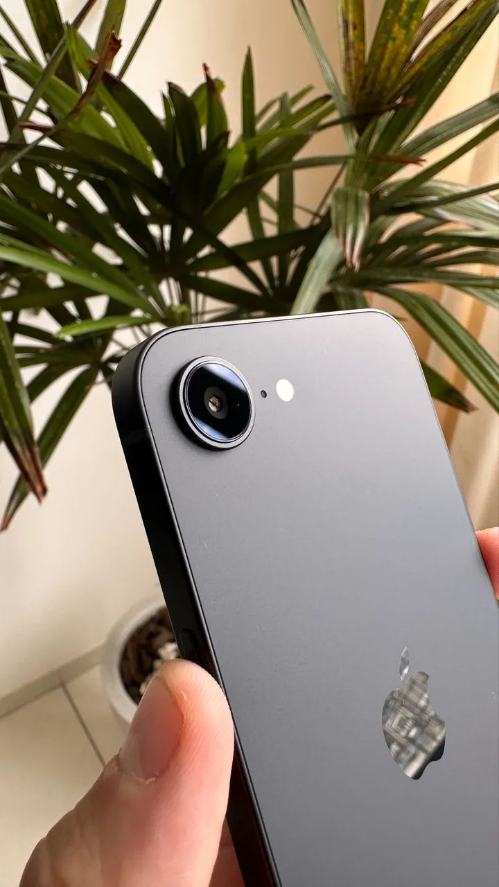 IPhone 16e Preto 128gb - 100%? - Foto 2
