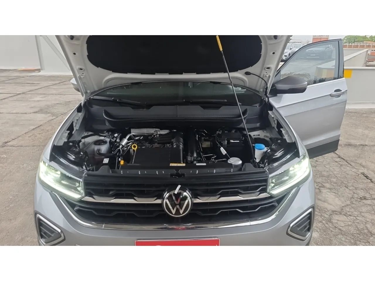 Volkswagen T-Cross Highline 1.4 TSI Flex 16V 5P AUT, foto 15 de 17