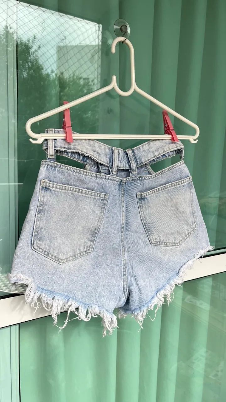 Short Jeans com corte na cintura  - Foto 2