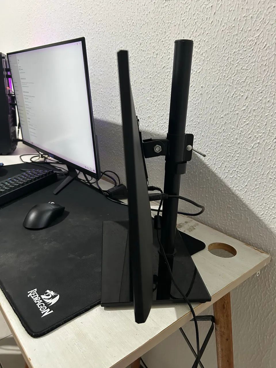 Monitor AOC 22 polegadas 120hz 1ms - Foto 3