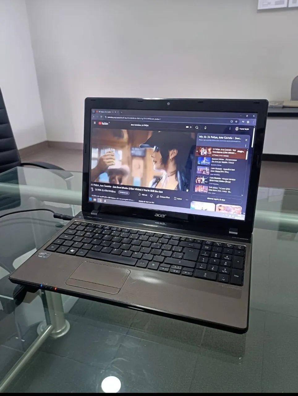 Notebook Acer Intel i3 / tela grande e rápido 