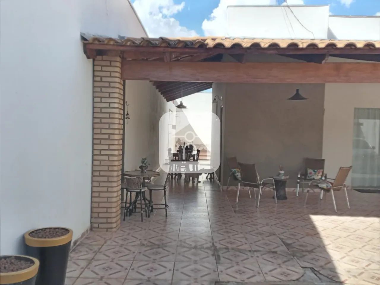 Casa à venda no bairro Jardim Holanda. - Foto 2