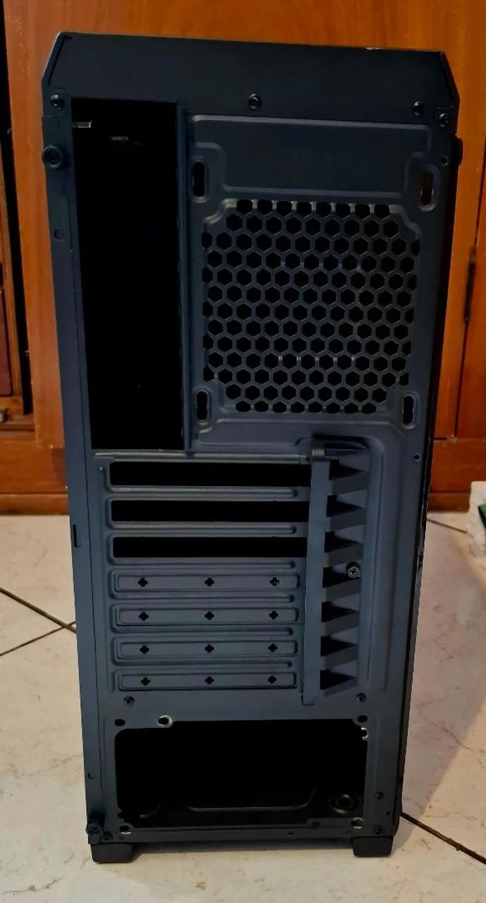 Gabinete Gamer Bluecase BG-009 - Foto 2