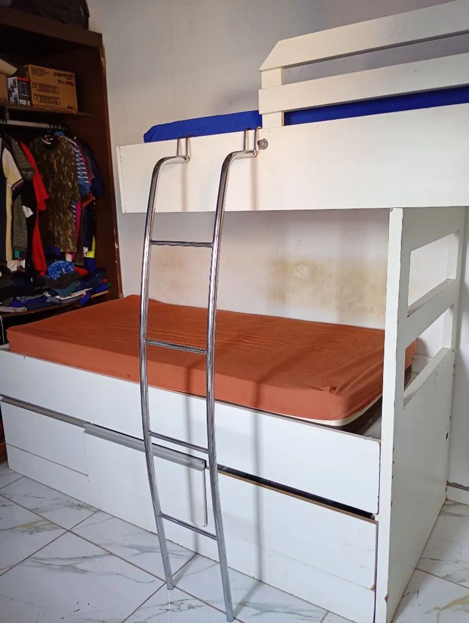 Beliche planejada com 3 gavetas 