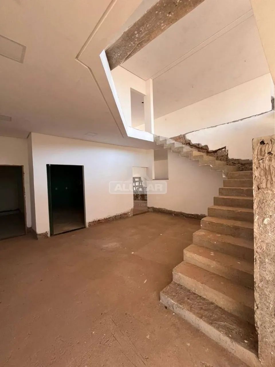 Sobrado - 500m² construídos - 303 Sul - Foto 4