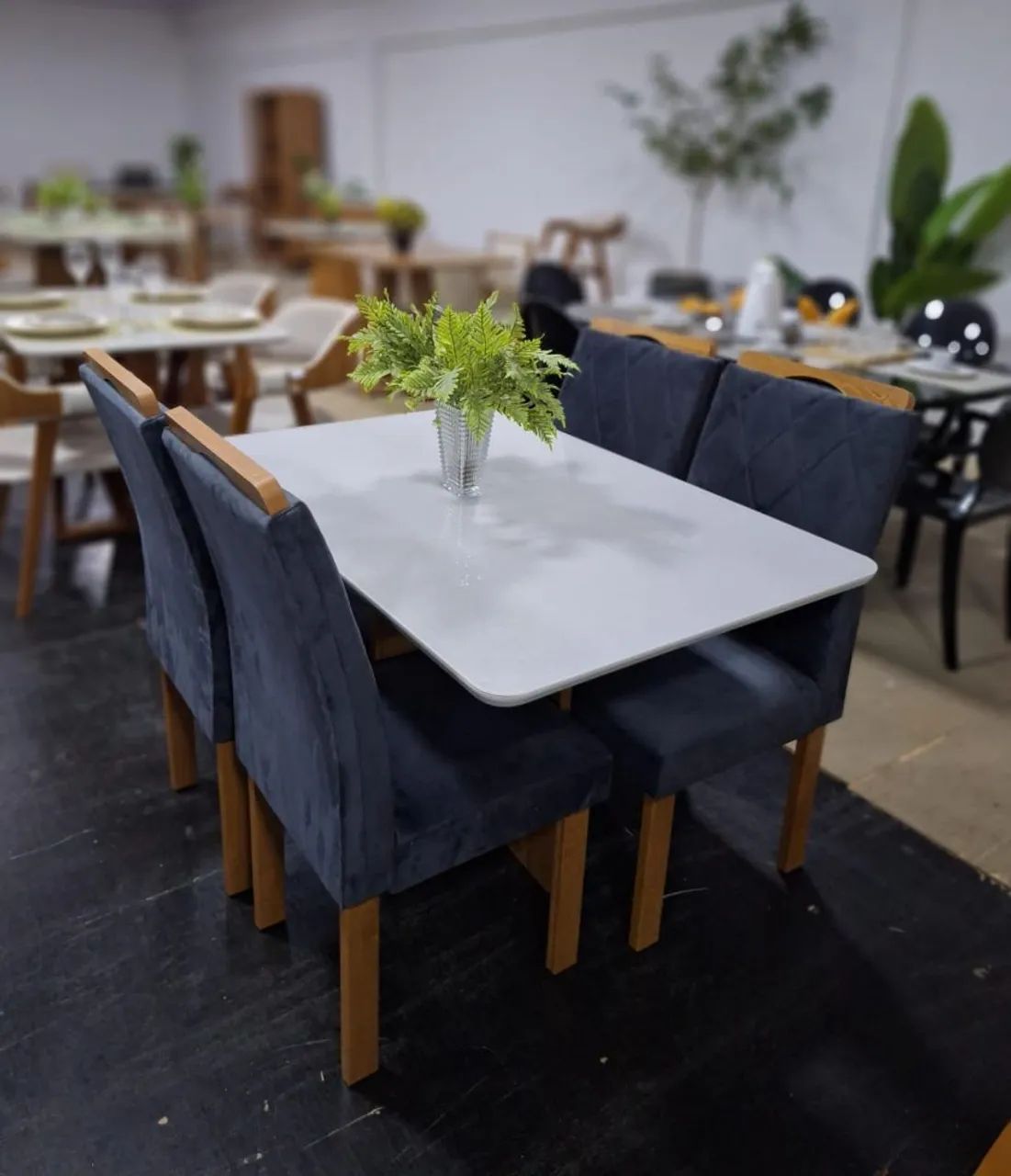 Mesa de Jantar 120x80 Com 4 cadeiras 