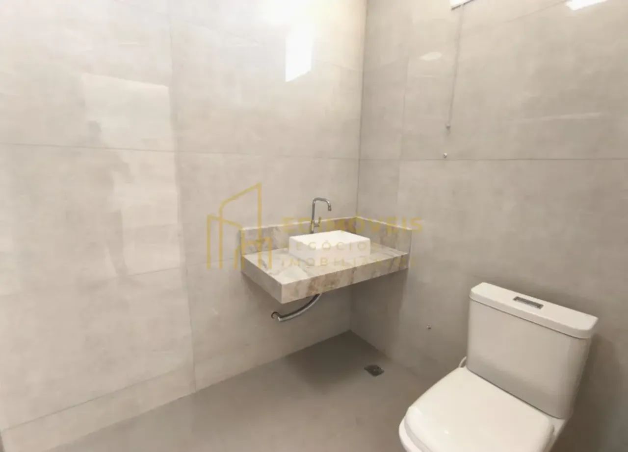 Viva com Estilo em São Francisco: Casa Nova com 5 Vagas de Garagem - Foto 3