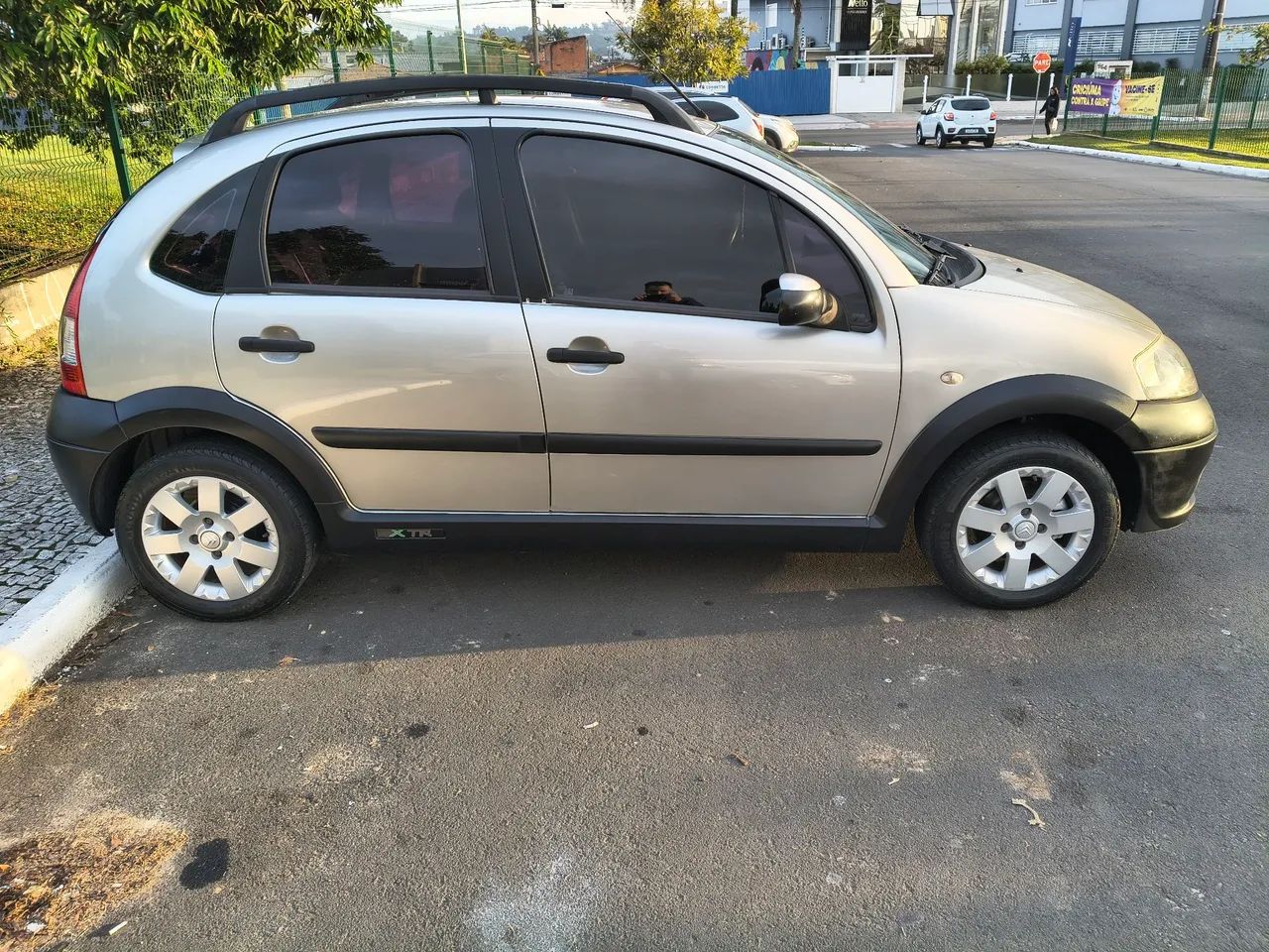 Citroen C3 XTR 1.4 Flex 8V 5P 2008 - Foto 4