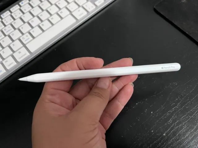 iPad Air 13 polegadas M3 128GB + Apple pencil PRO + 2 cases +