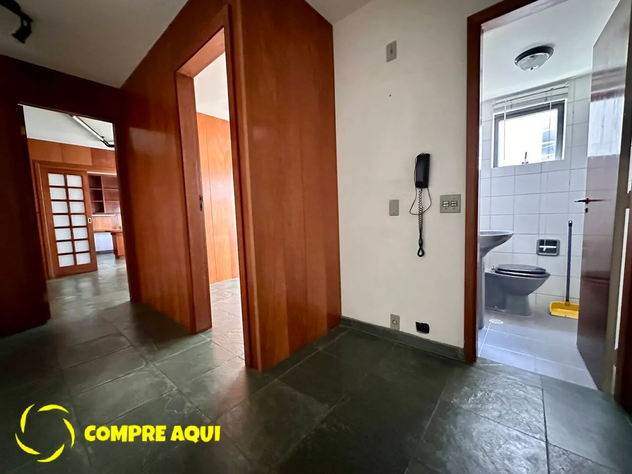 Bela Vista | Conjunto Comercial | 2 Banheiros | Armários | 1 Vaga - Foto 2