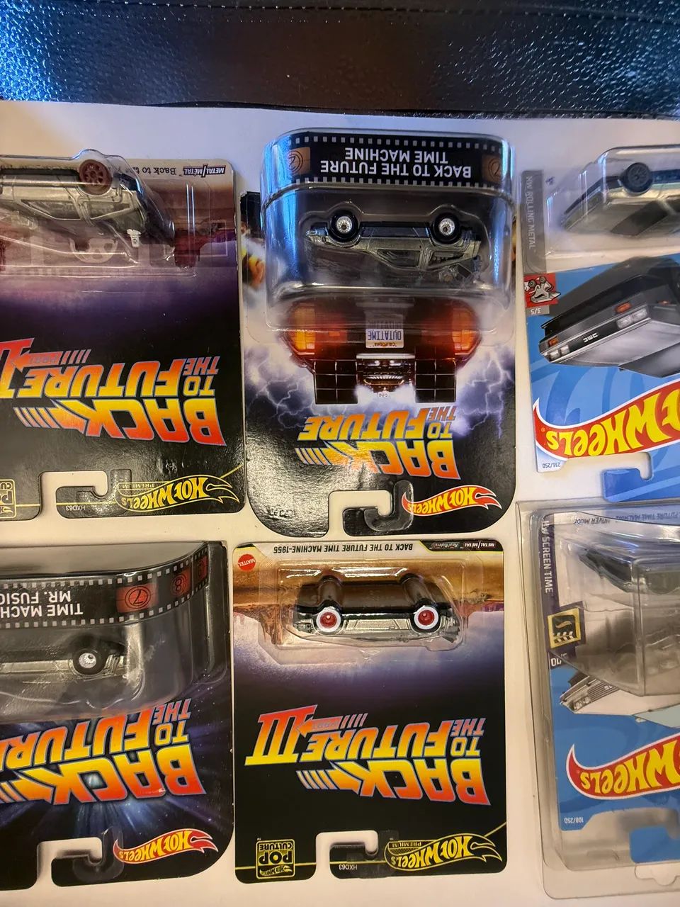 Back To The Future Time Machine 2016 Hot Wheels 1/64 de volta para o futuro - Foto 4