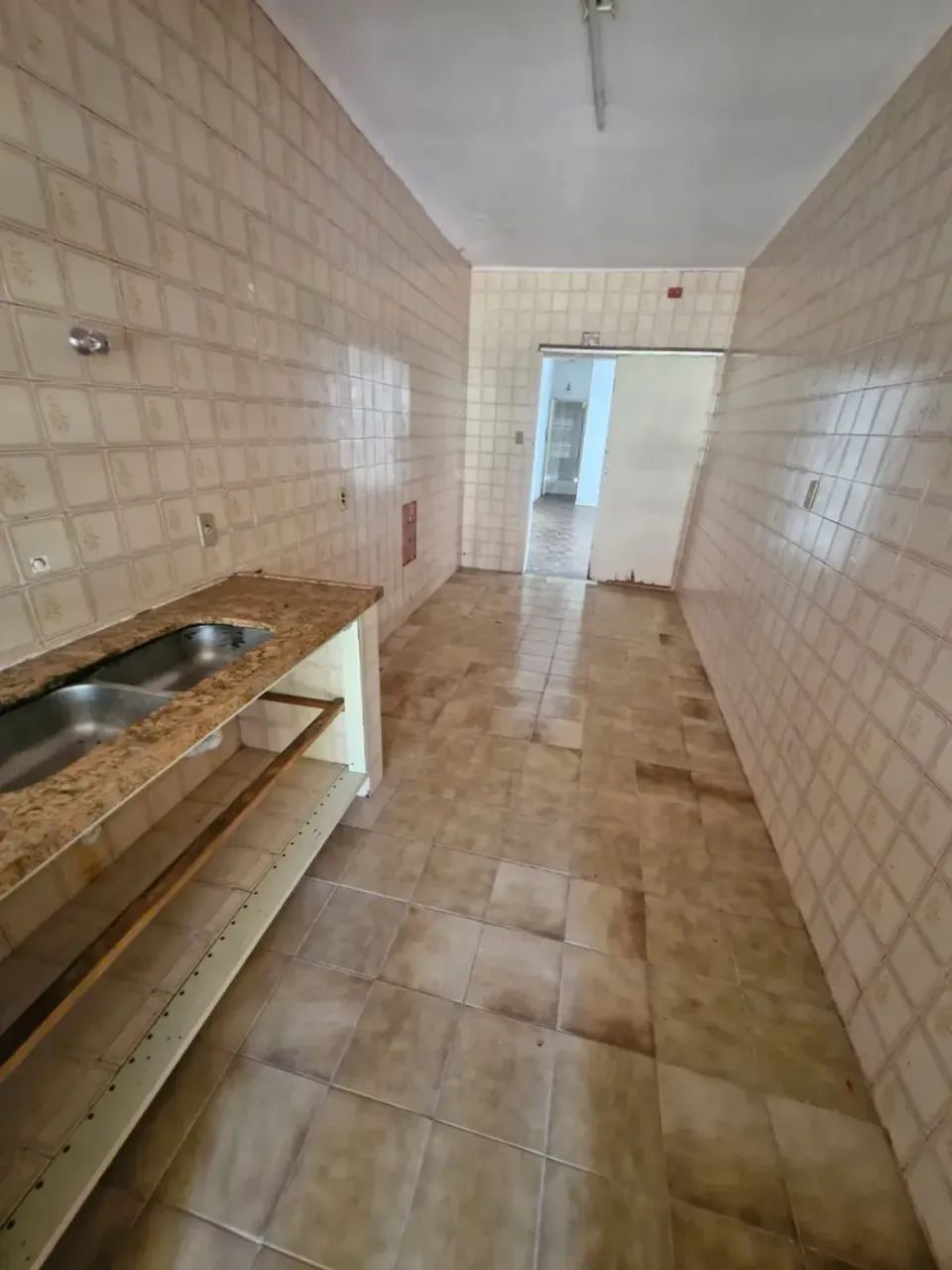 André Belo Imóveis vende ou Aluga casa Comercial/Residencial com pátio e loja no Bairro Sa - Foto 9