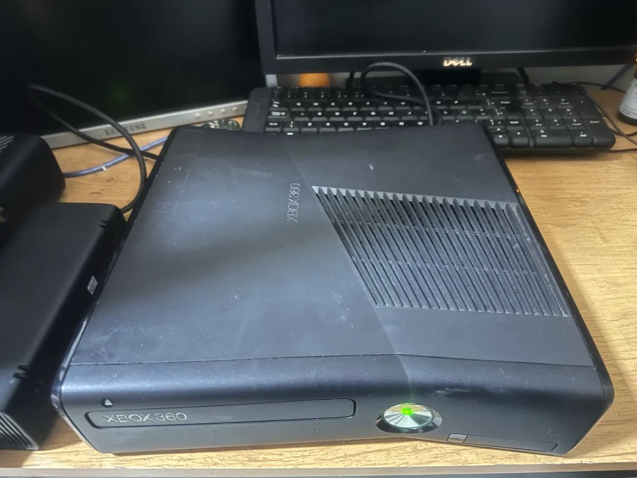 Xbox 360 Slim DEFEITO - Foto 2