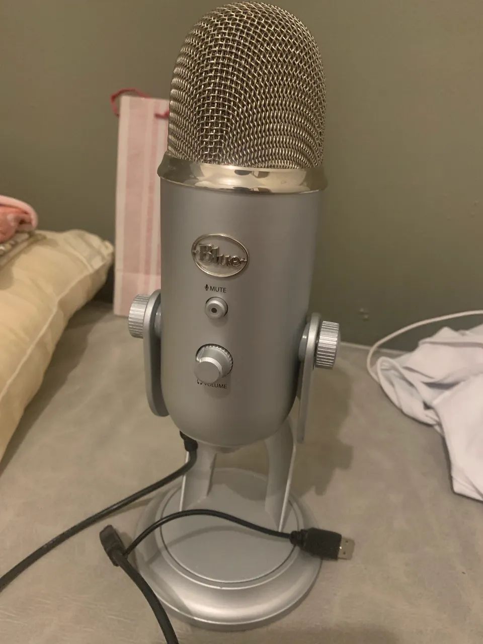 Microfone Condensador USB Logitech for Creators Blue Yeti428513158905866245