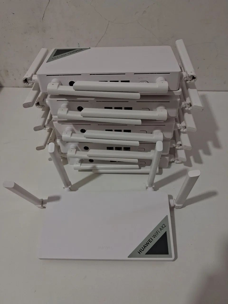 10 roteadores Huawei ax2
