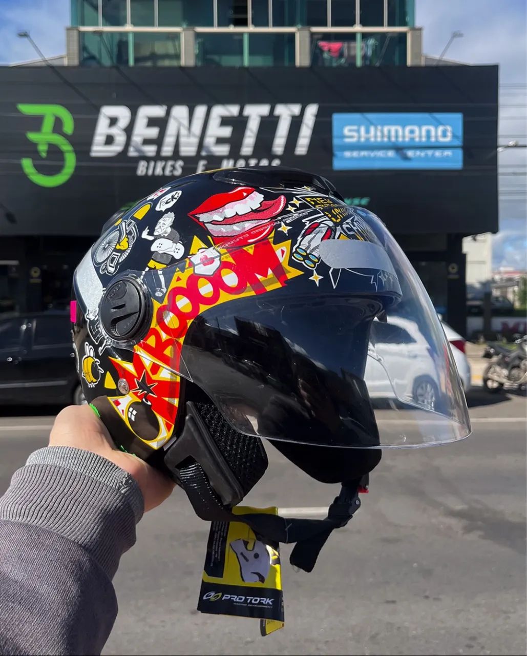 Capacete pro tork preto 58 viseira solar  - Foto 3