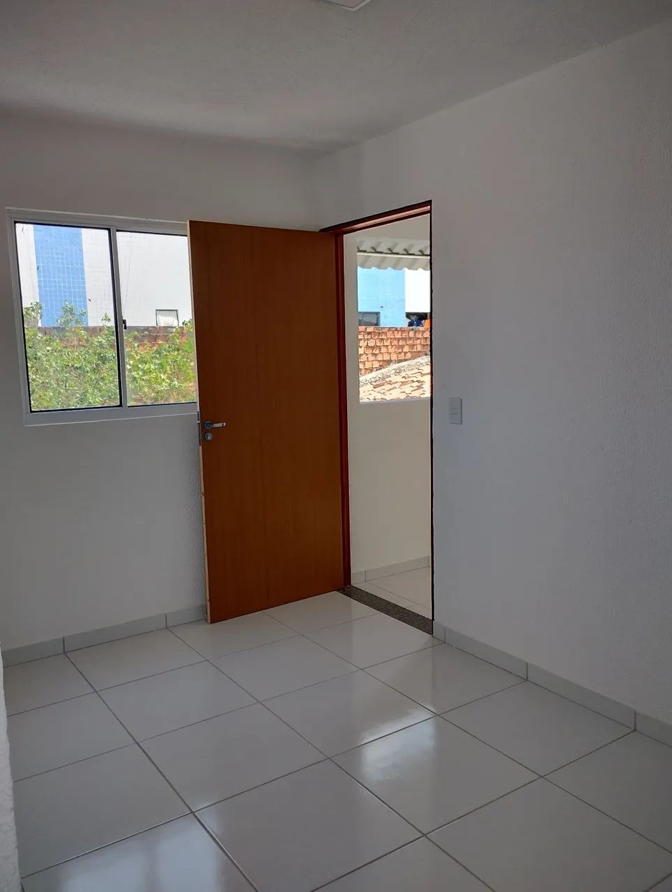 Aluga-se Quarto e Sala no bairro Prado 