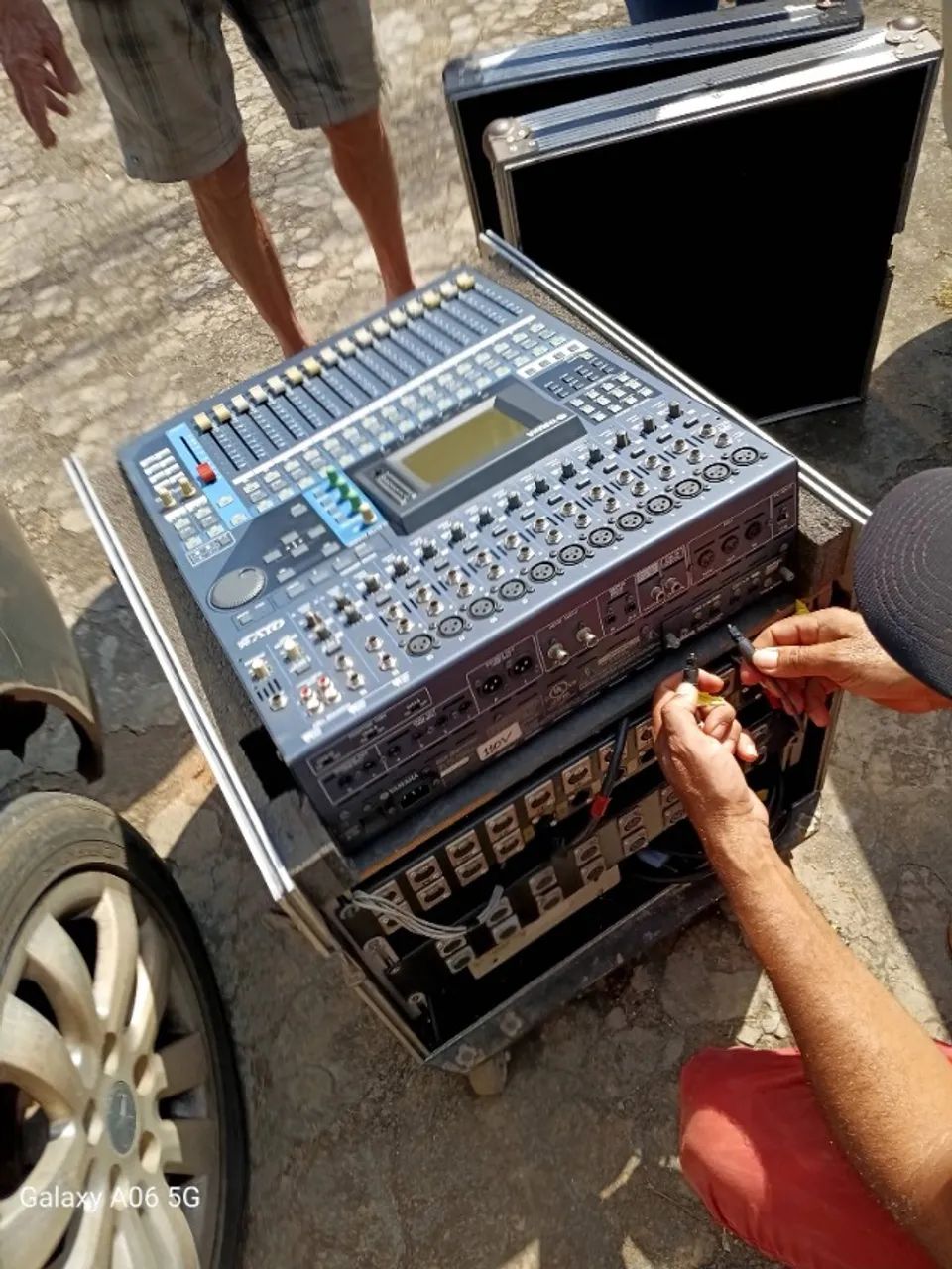 Mesa de som Yamaha 01v96 + case + 2 Adas