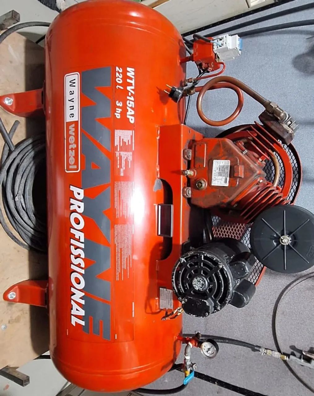 Compressor de ar Weyne 15 pés 