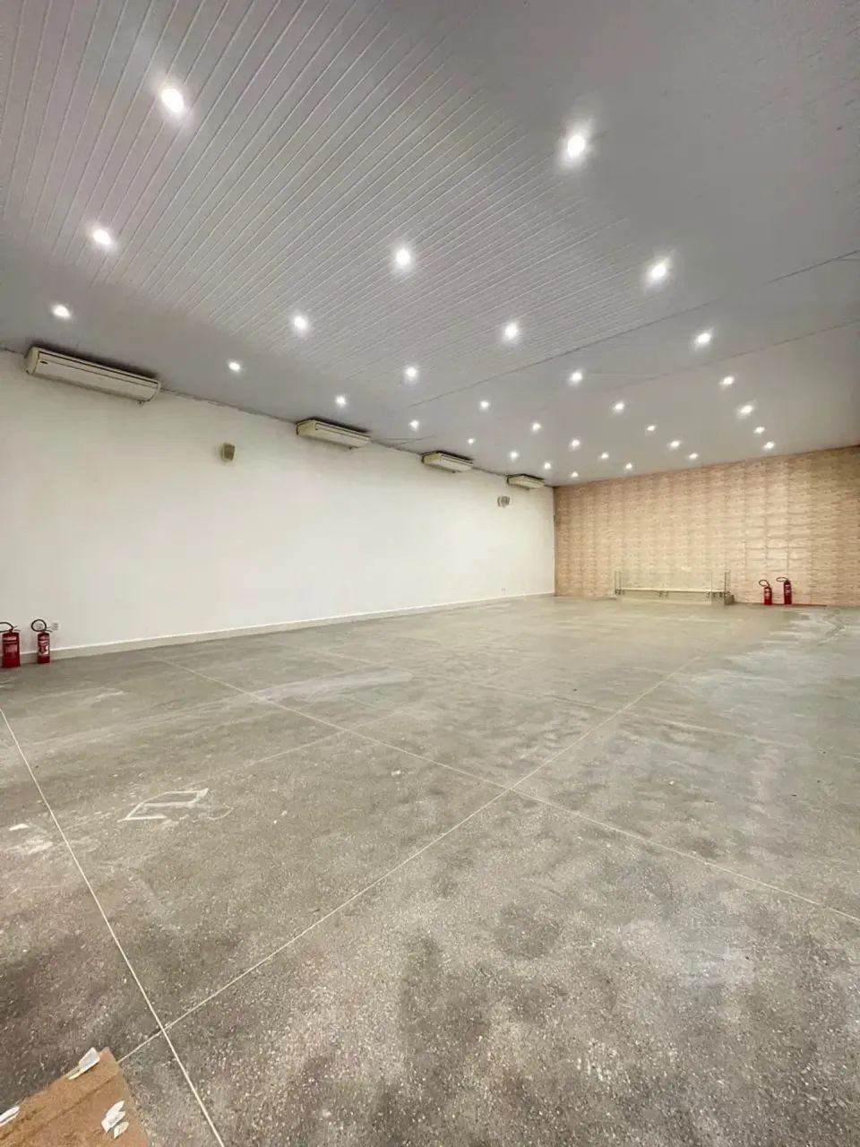 IMÓVEL COMERCIAL MOBILIADO PARA LOCAÇÃO  BAIRRO SUBAÉ - Foto 2