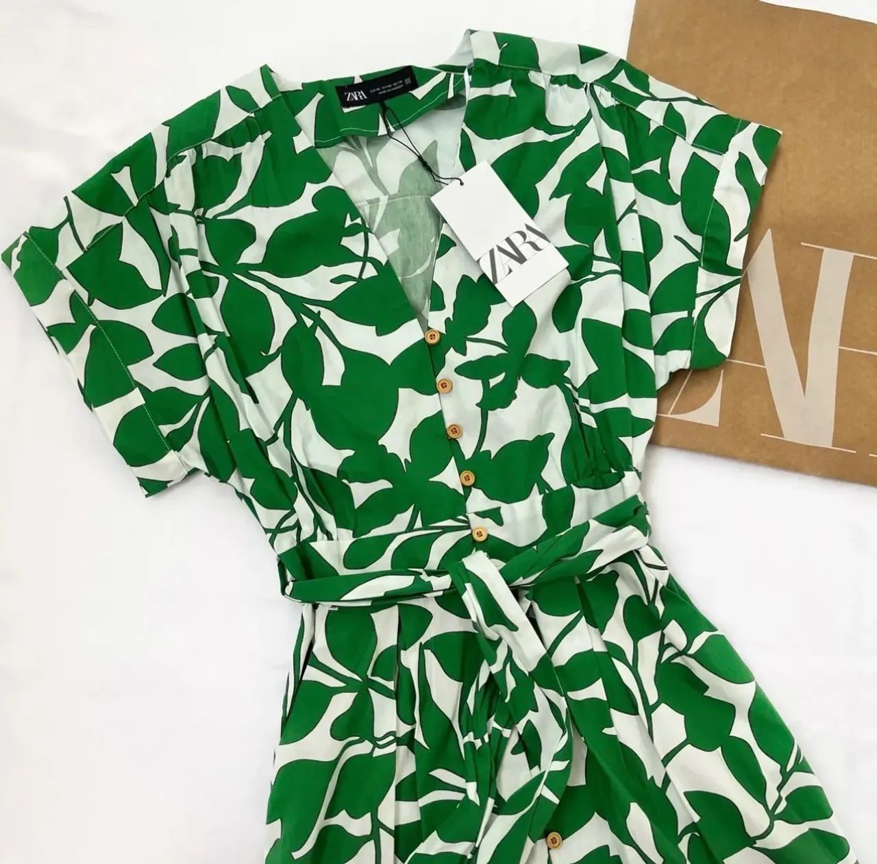 Vestido Zara com etiqueta