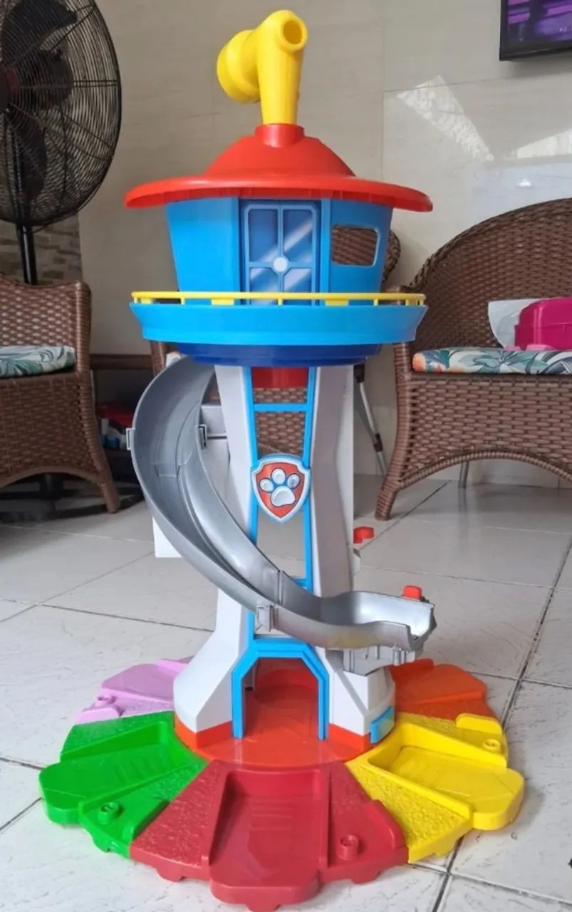 Torre patrulha canina