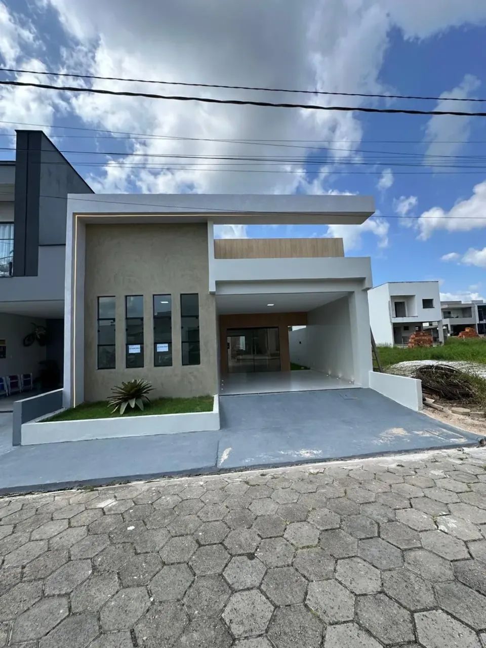 Excelente - Condomínio Porto Marina!