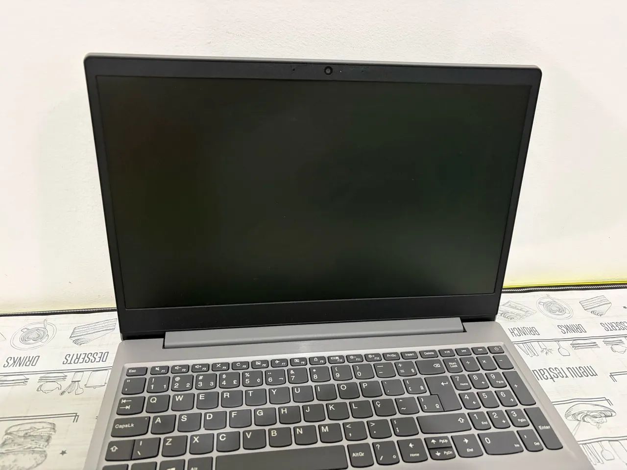 Notebook Lenovo IdeaPad S145 i3 8ª Geração - 4GB - 1TB