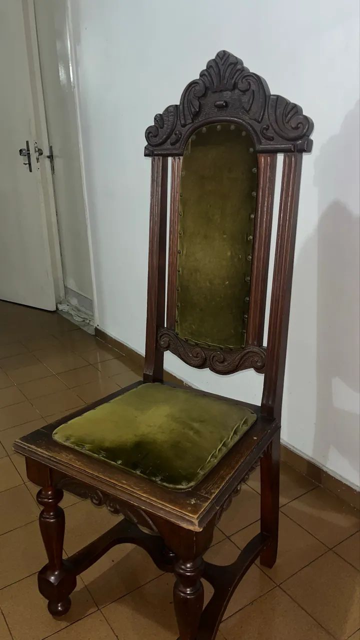 Mesa de Jantar Colonial em Madeira Maciça com 8 Cadeiras - Foto 5