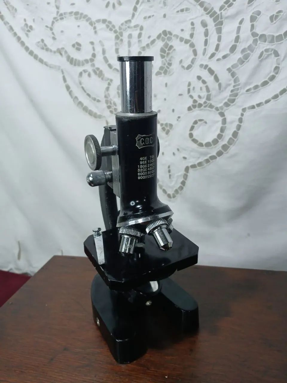 Antigo Microscopio Japones E Caixa De Madeira - Foto 2