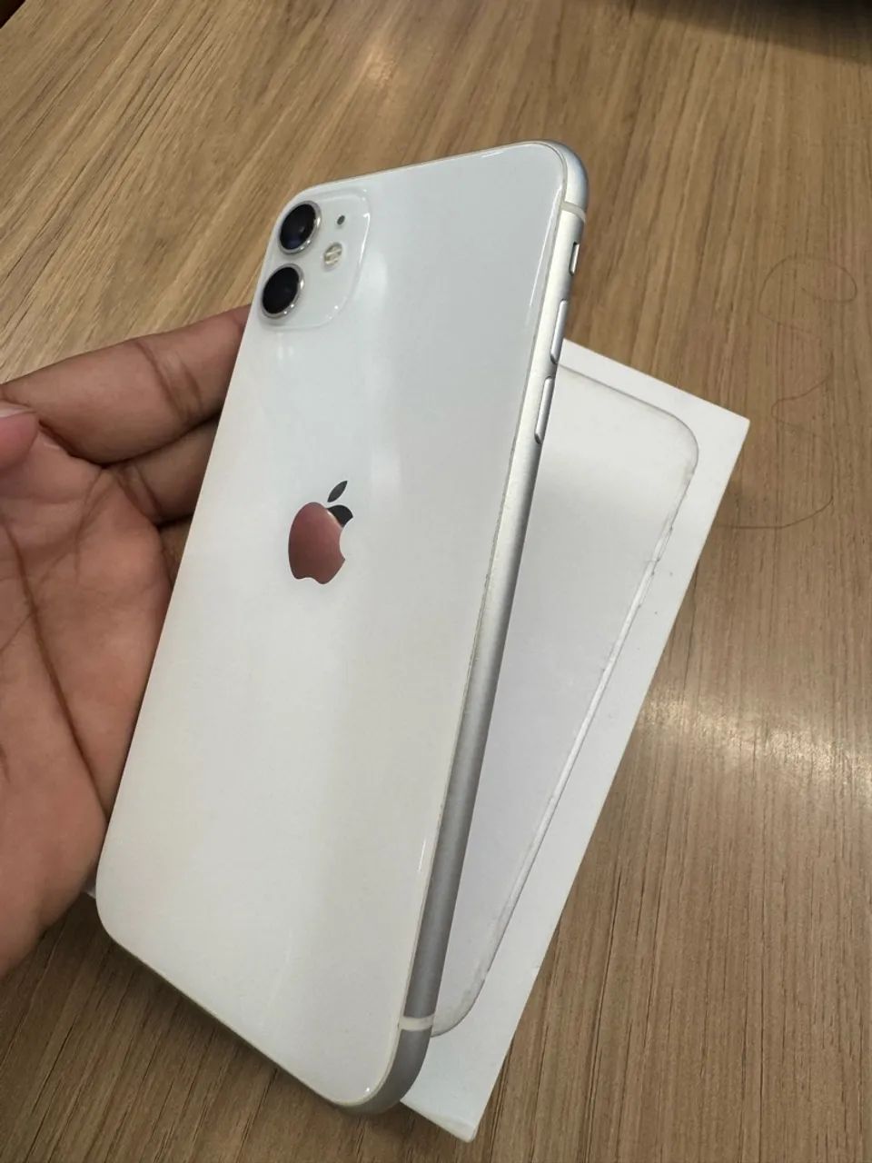 iPhone 11 64gb - Bateria 100% 